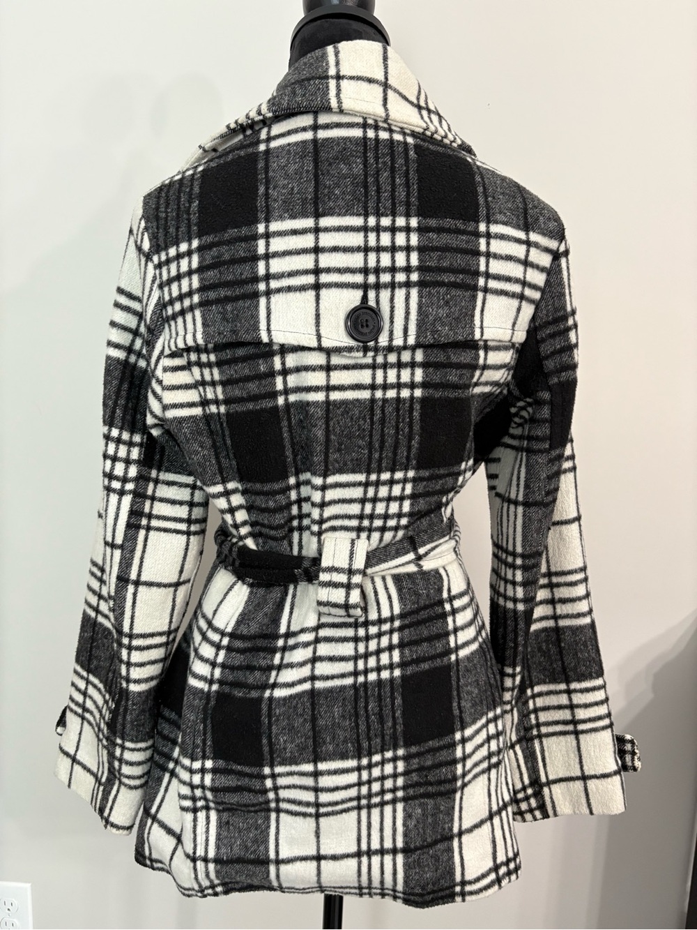 Jou Jou Black & White Plaid Double-Breasted Belted Peacoat - Picture 7 of 10